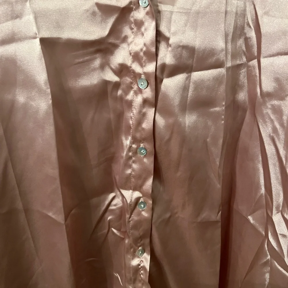 Button up blouse - Picture 6 of 7
